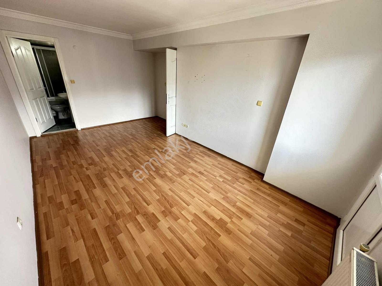 Bayraklı Mansuroğlun'da 3+1 140 M2 Otoparklı - Görsel 7