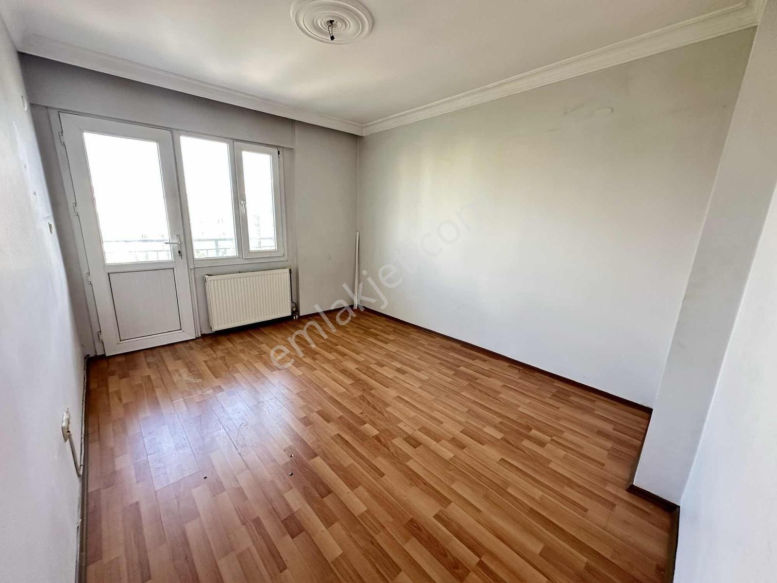 Bayraklı Mansuroğlun'da 3+1 140 M2 Otoparklı - Görsel 5