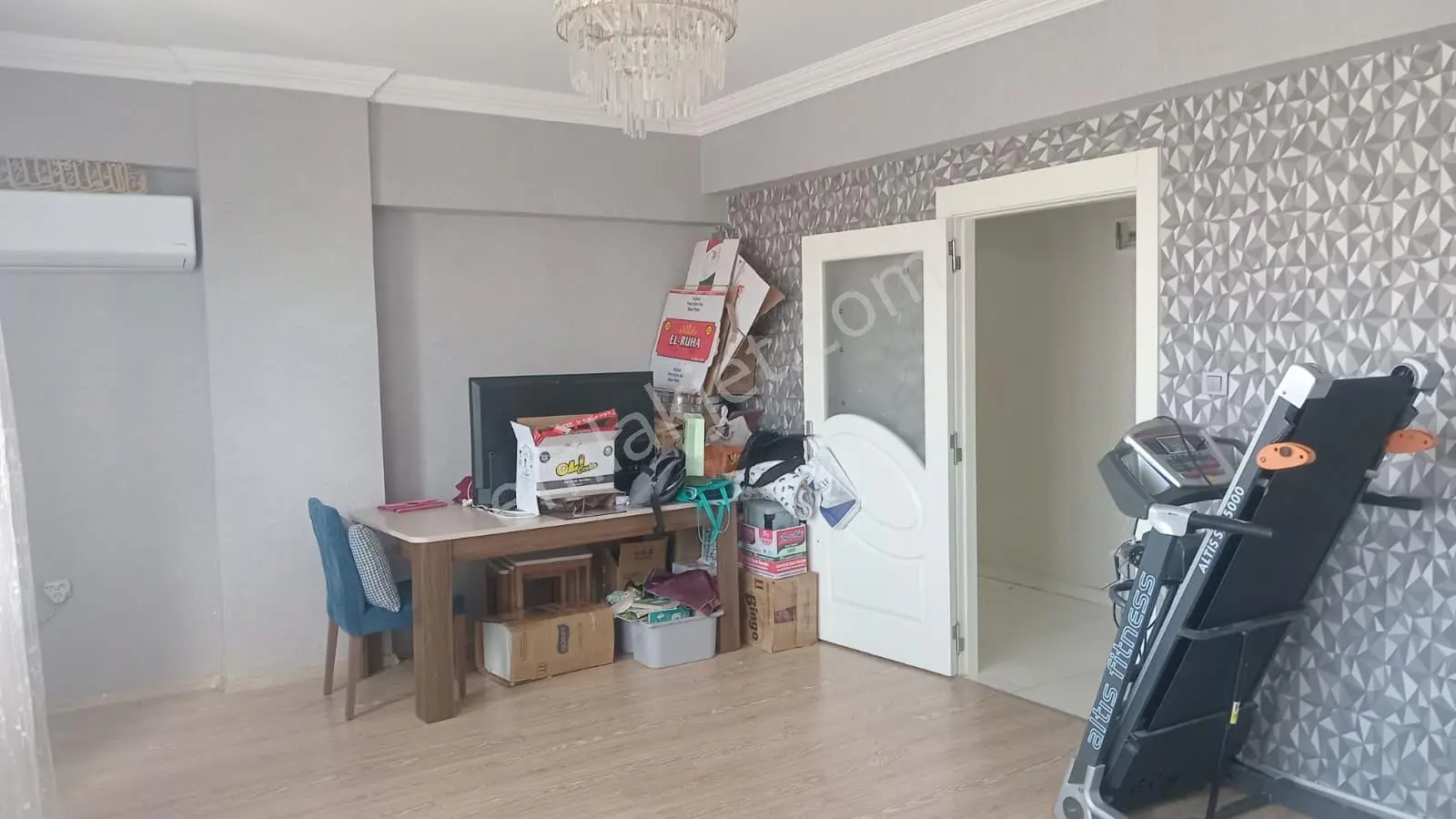 Kemal Bayındır Has.civarı Satılık 3+1 Bakımlı Asansörlü Daire