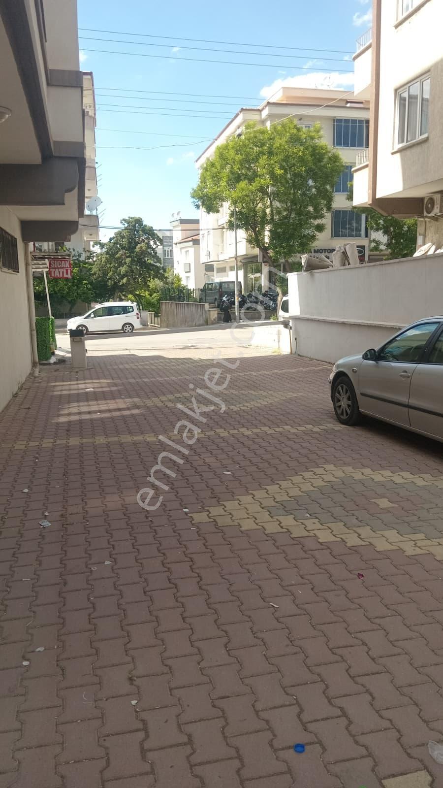 Kemal Bayındır Has.civarı Satılık 3+1 Bakımlı Asansörlü Daire - Görsel 17