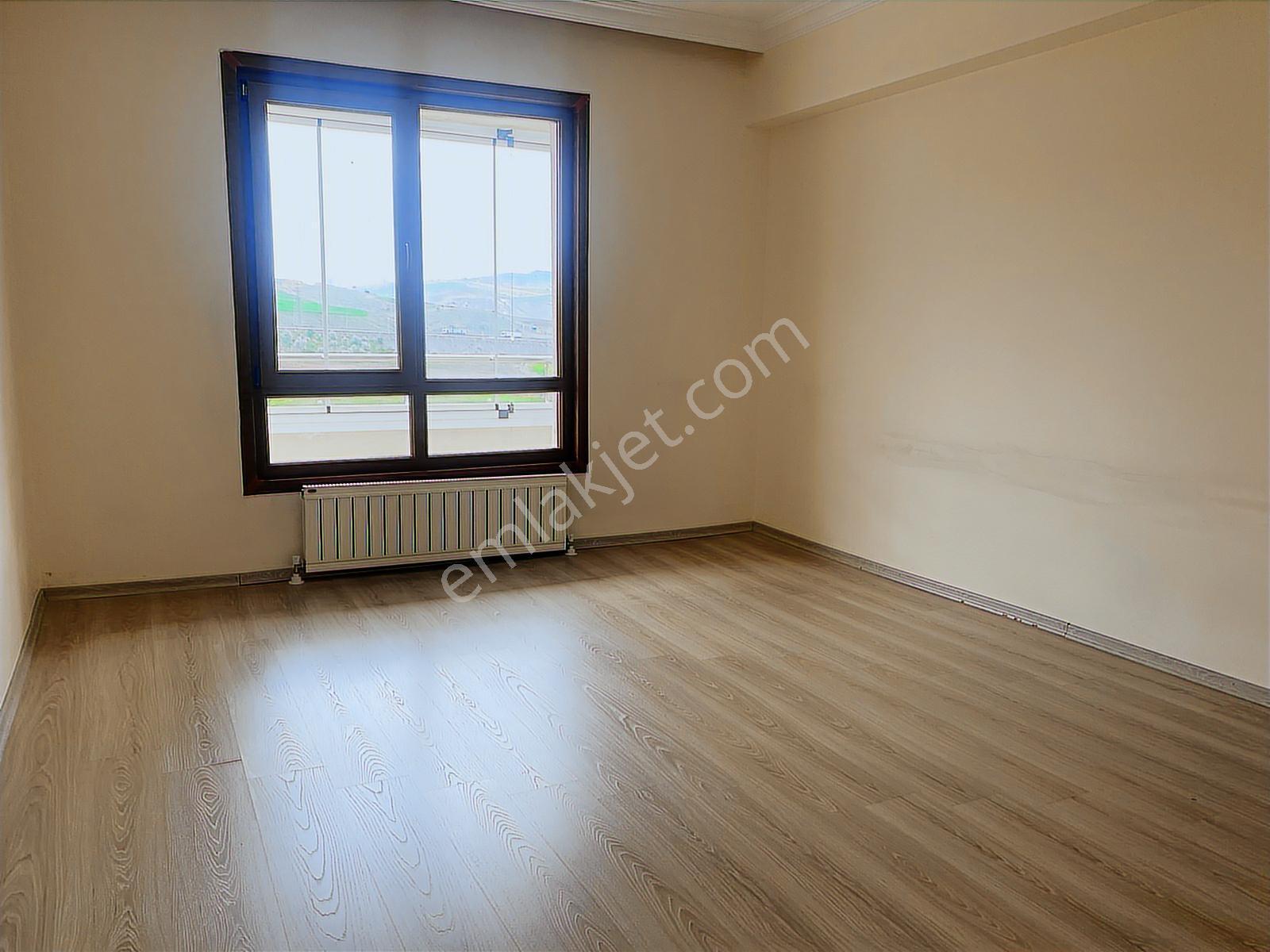 Bağlıca Mermeroğlu Cd. Site İçi Kiralık Geniş 4+1 Kombili Daire - Görsel 16