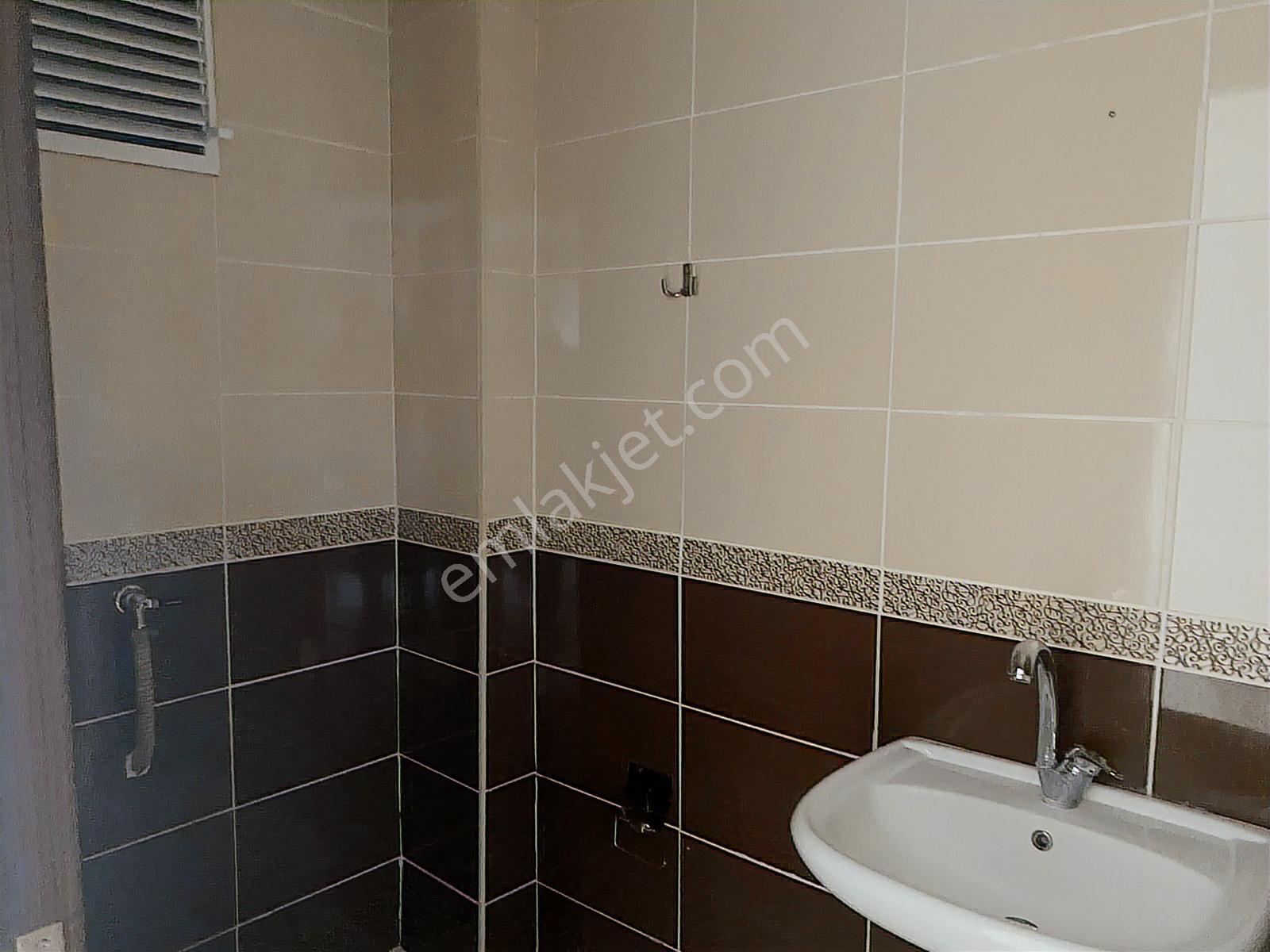 Bağlıca Mermeroğlu Cd. Site İçi Kiralık Geniş 4+1 Kombili Daire - Görsel 13