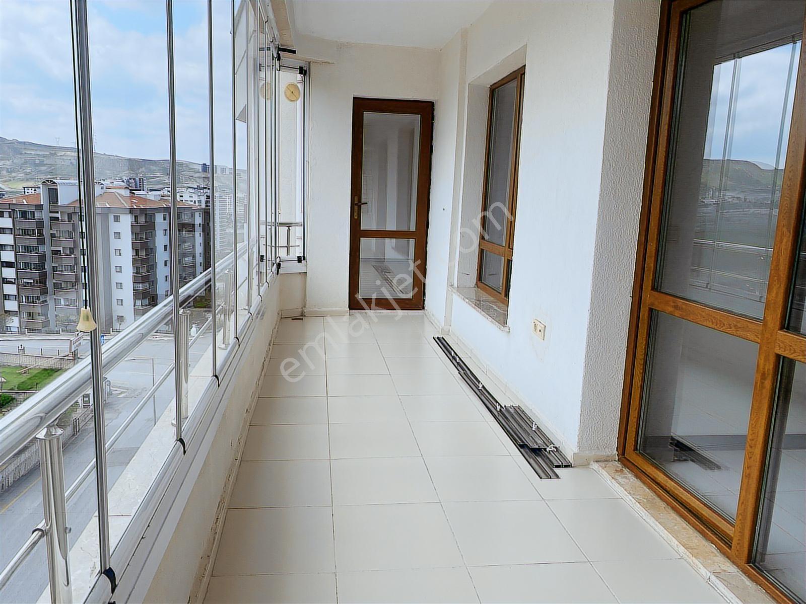 Bağlıca Mermeroğlu Cd. Site İçi Kiralık Geniş 4+1 Kombili Daire - Görsel 21