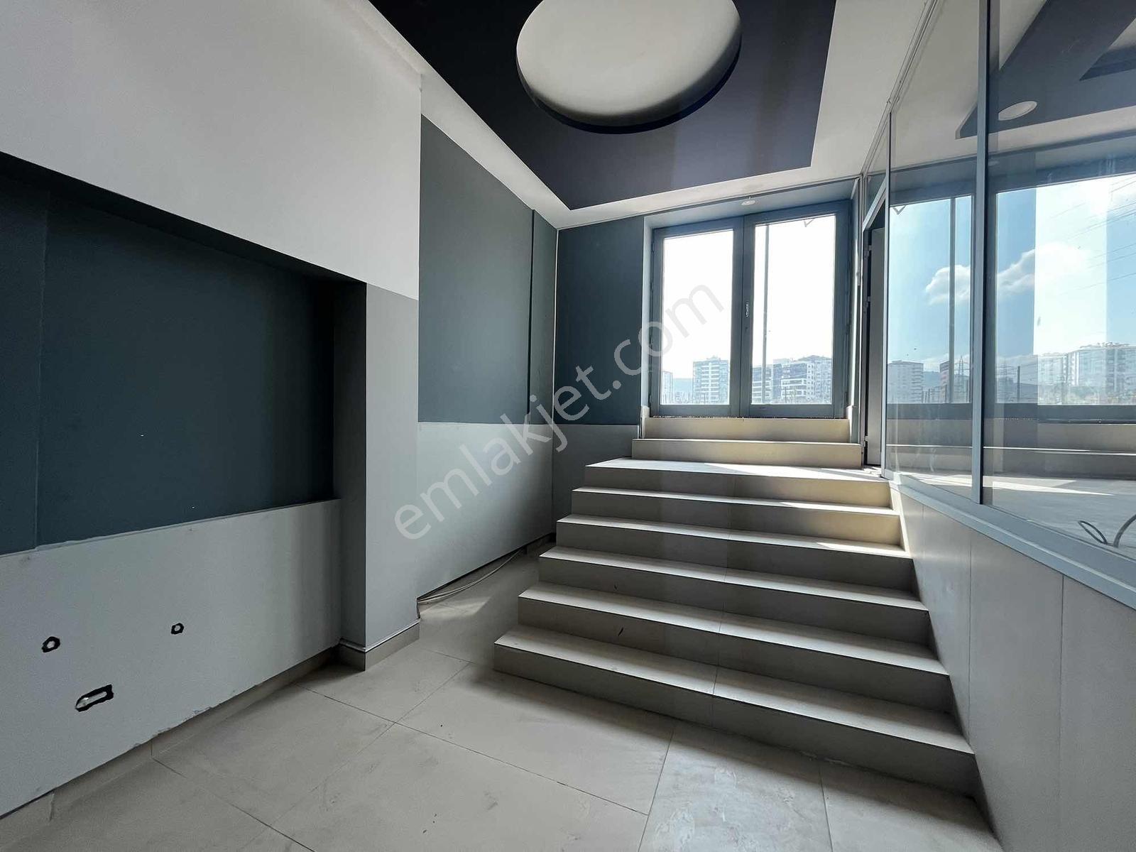 Bağlıca Bulvar Üzeri Her İşe Uygun Kiralık Büyük Dükkan-mağaza - Görsel 2
