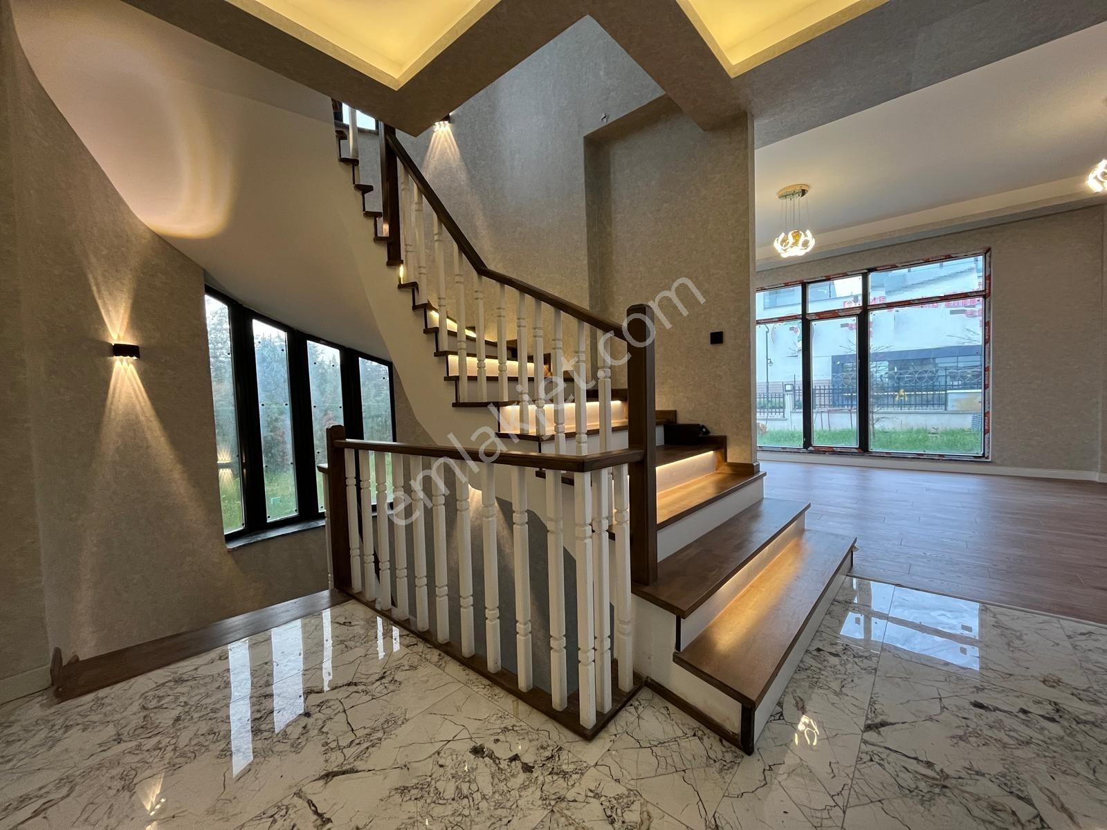 Y.bağlıca'da Bağımsız Girişli, Verandalı, Satılık Lüks 5+2 Villa - Görsel 16
