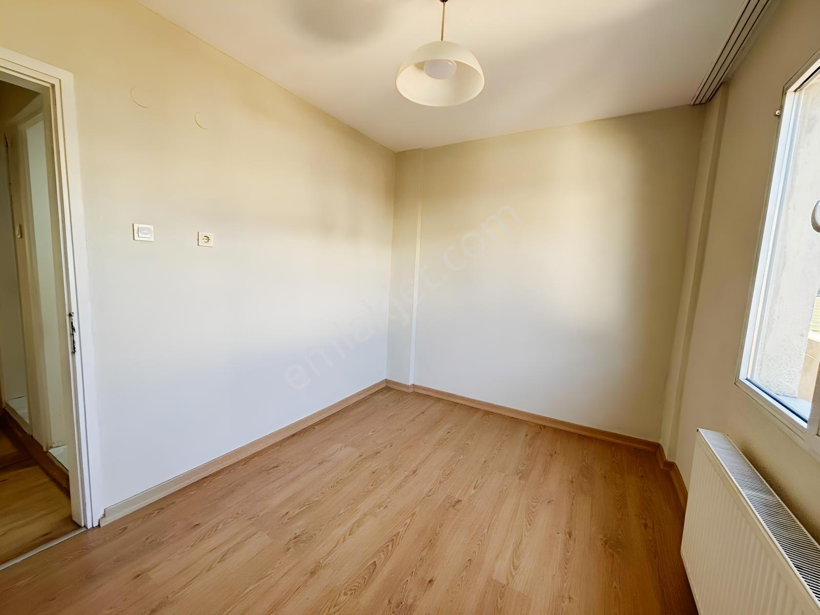 Osmangazi Mah. Kombi+klimalı+yapılı Kiralık 3+1 Teraslı Daire - Görsel 17