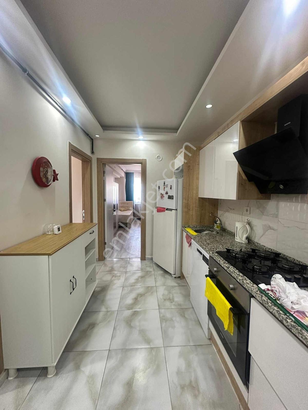 Çözüm Emlak'tan Muradiye'de Site İçinde 1+1 Eşyalı Kiralık Daire - Görsel 27