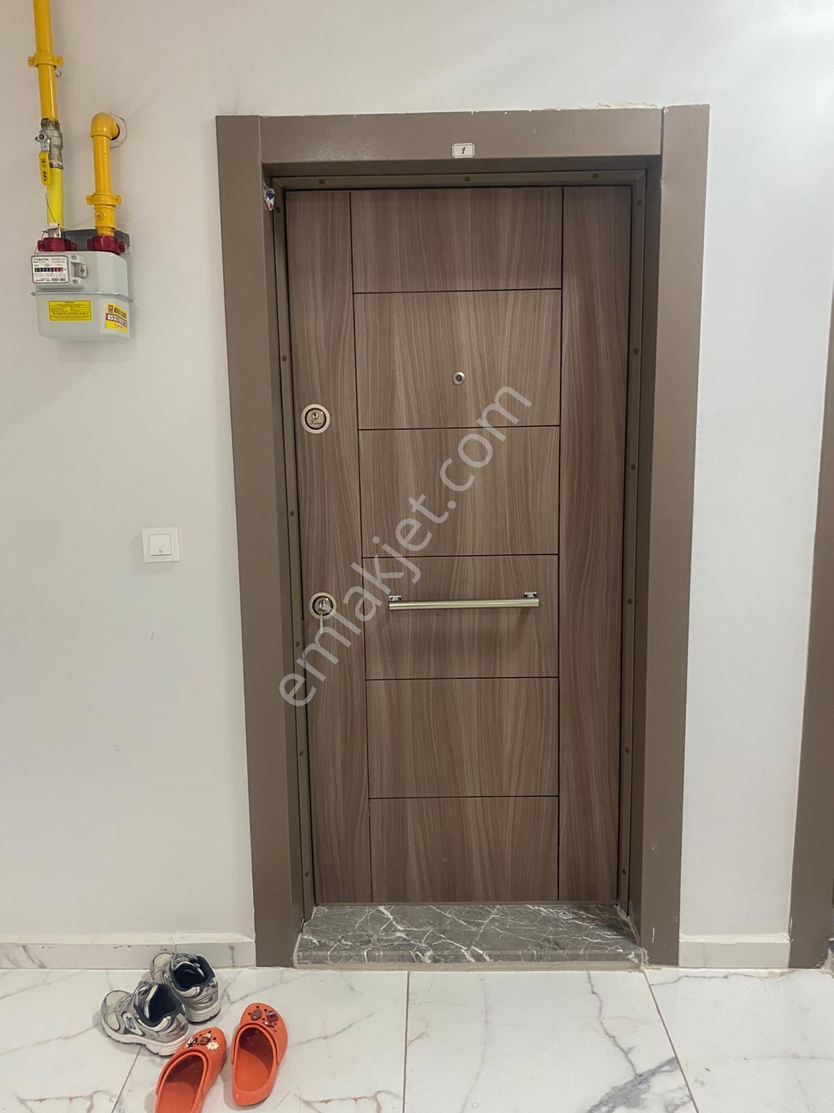 Market Ve Ulaşıma Yakın Eşyalı Kiralık 1+1 Daire - Görsel 10
