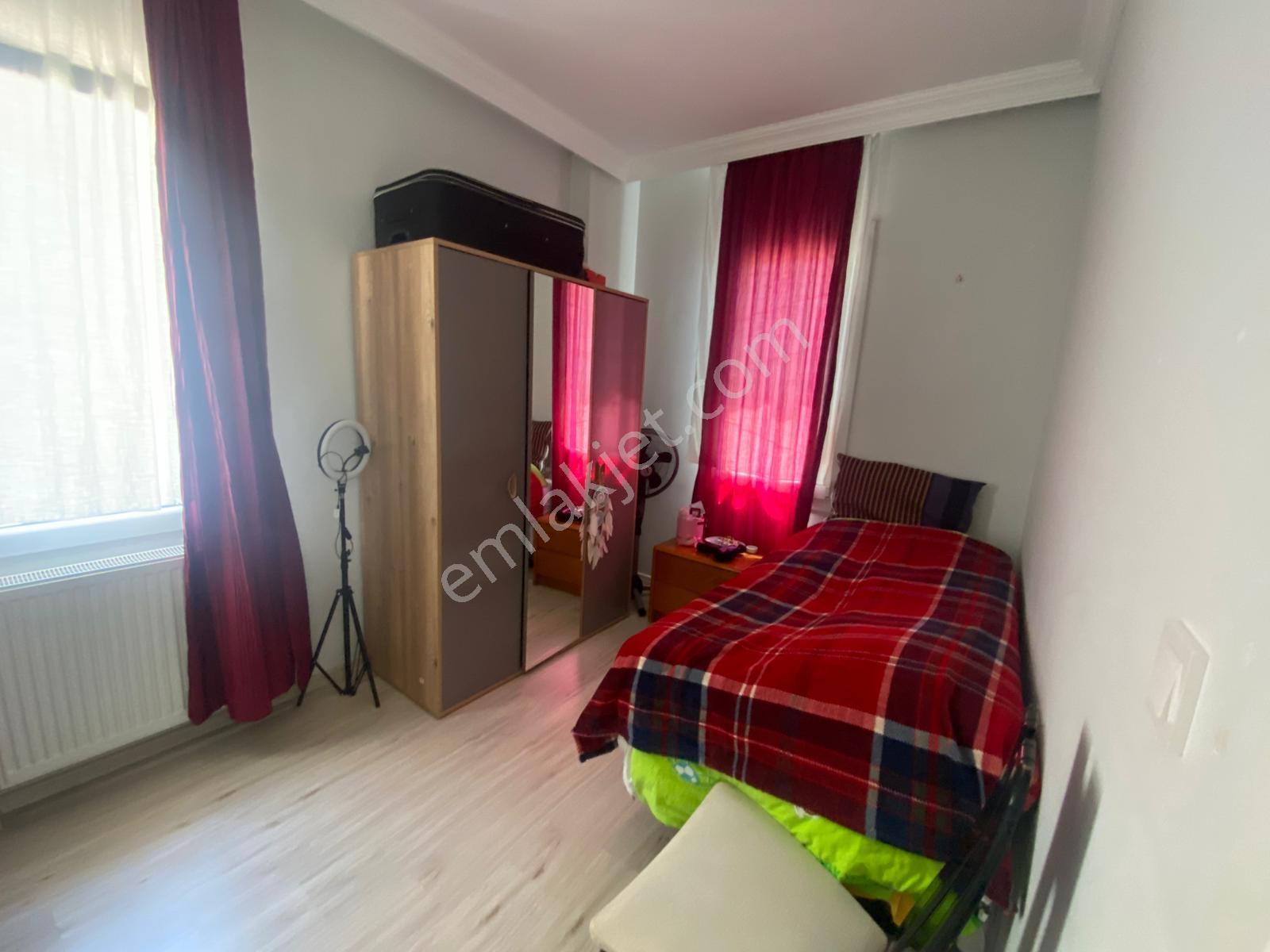 Market Ve Ulaşıma Yakın Eşyalı Kiralık 1+1 Daire - Görsel 6