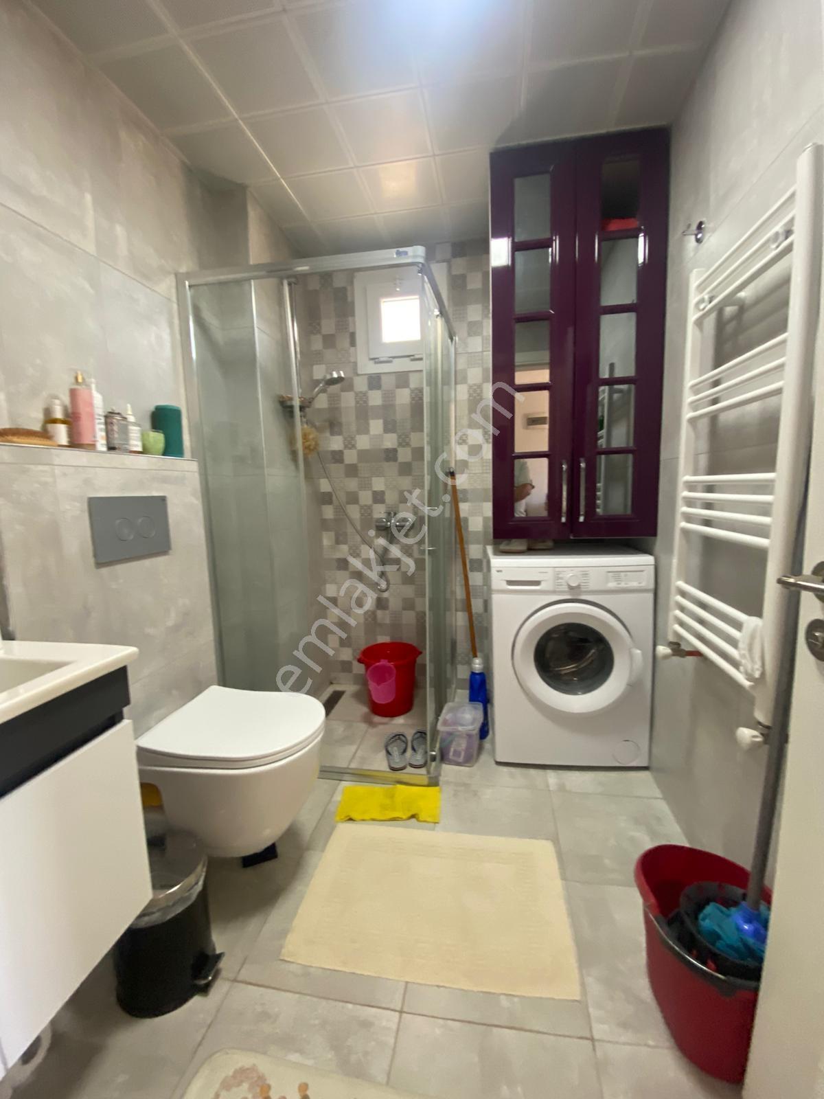 Market Ve Ulaşıma Yakın Eşyalı Kiralık 1+1 Daire - Görsel 32
