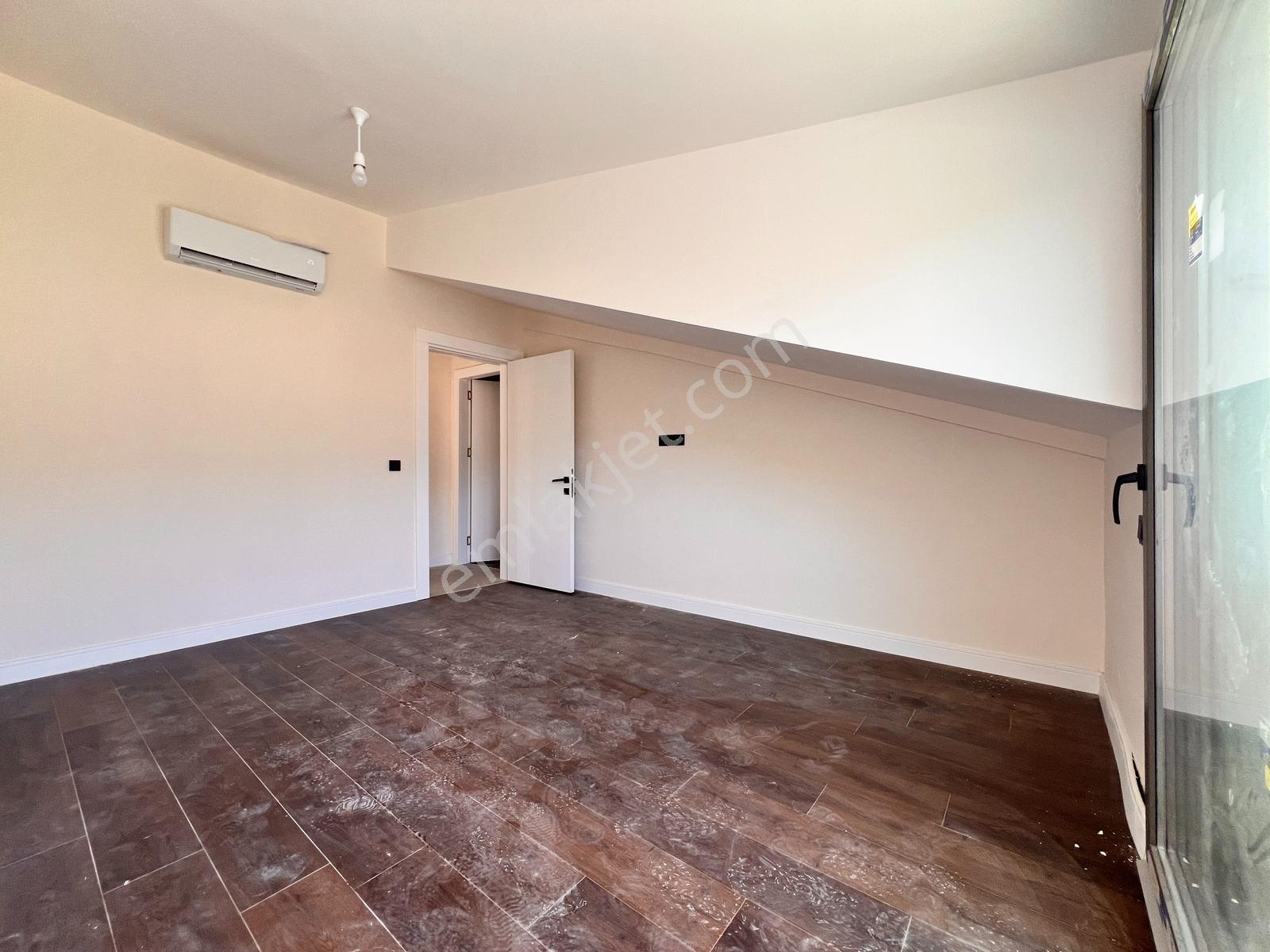 Marmaris İçmeler'de Sıfır 4+1 Kapalı Otoparklı Şık Dubleks Daire - Görsel 36