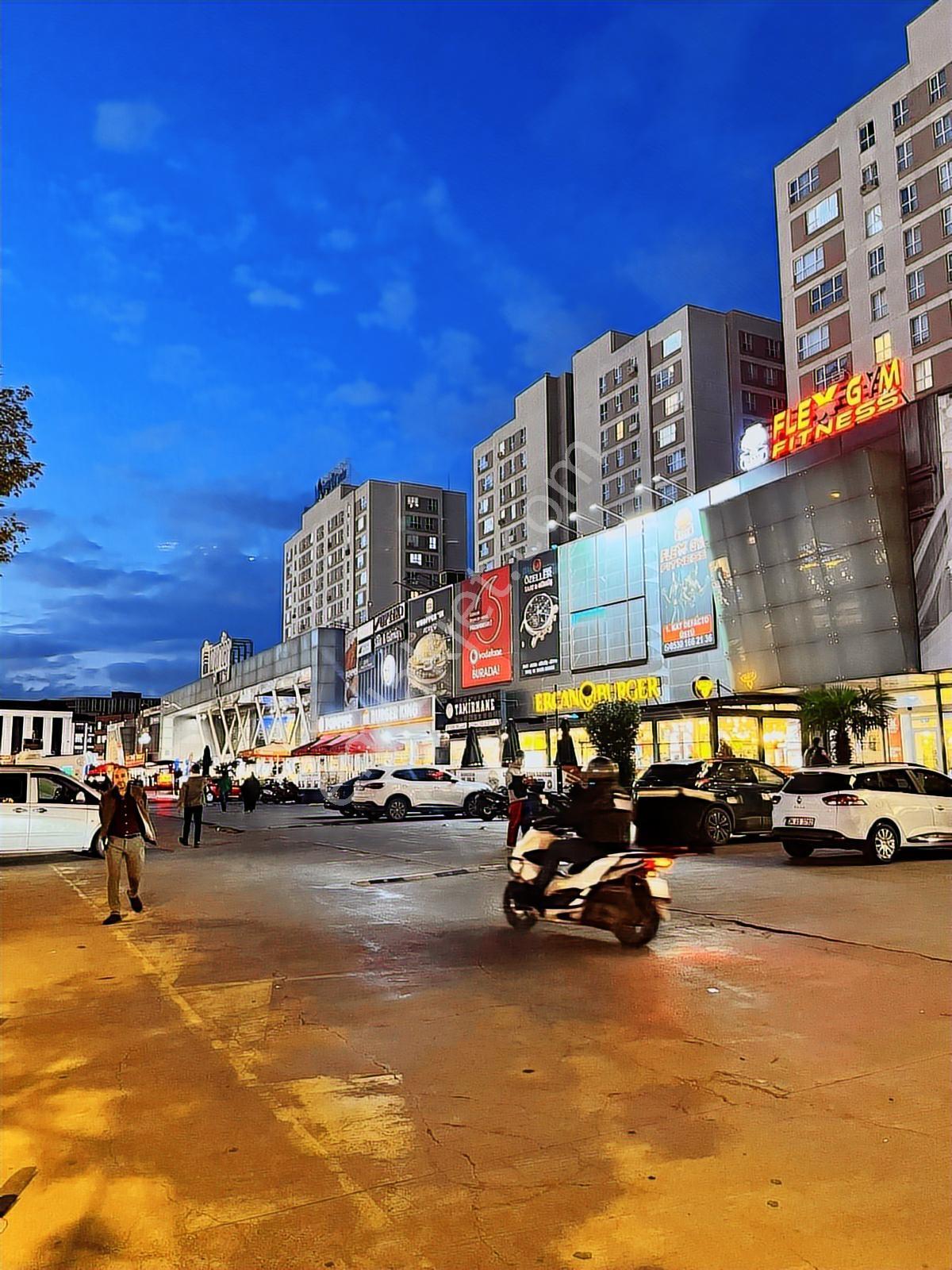 Nmerkez Outlet 40 M² 1. Kat Mağaza Araç Takası Değerlendirilir