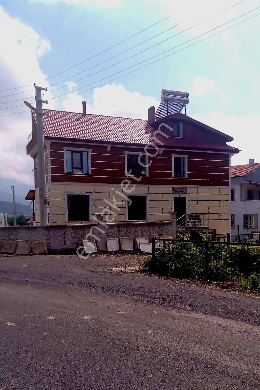 Doğayla İçiçe, Merkeze Yakın 4 Katlı Bahçeli Dubleks Villa - Görsel 10