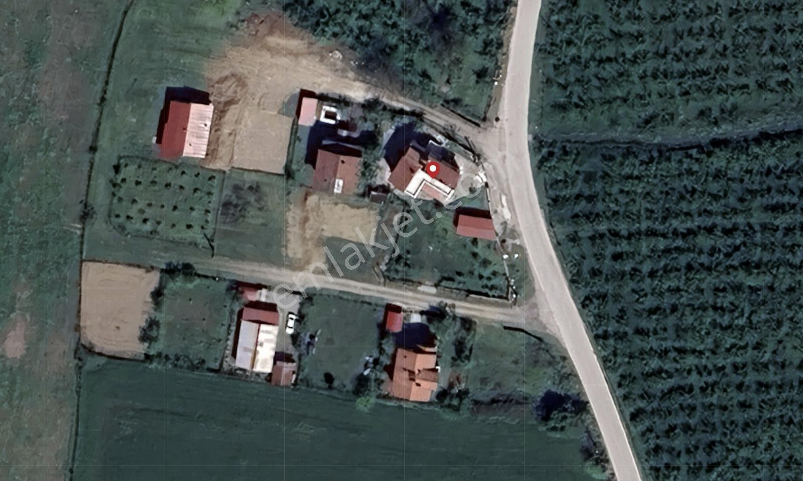 Doğayla İçiçe, Merkeze Yakın 4 Katlı Bahçeli Dubleks Villa - Görsel 8