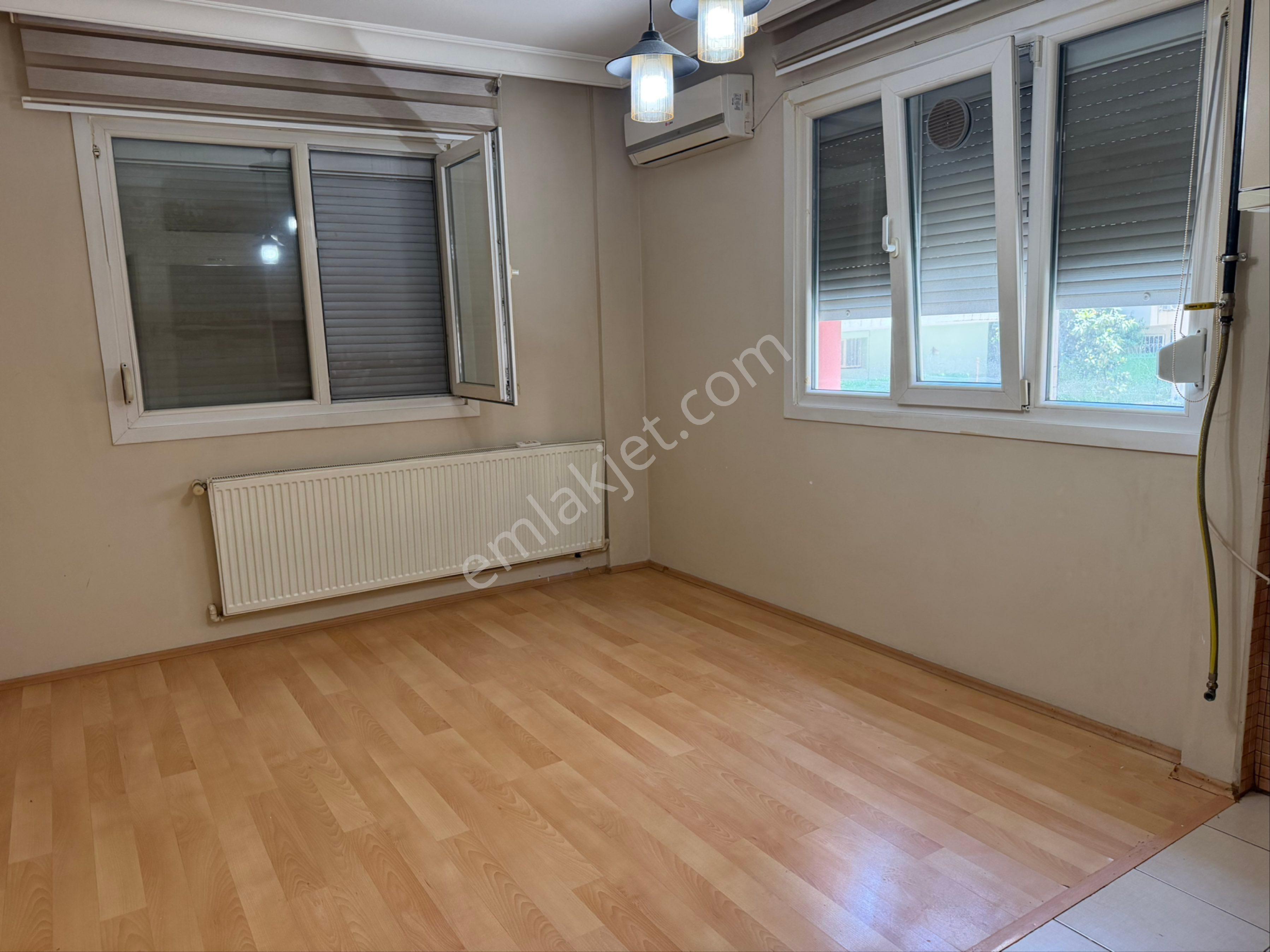 Karşıyaka Yalı Mahallesinde Kiralık 2+1 Lüx Köşe Daire - Görsel 6