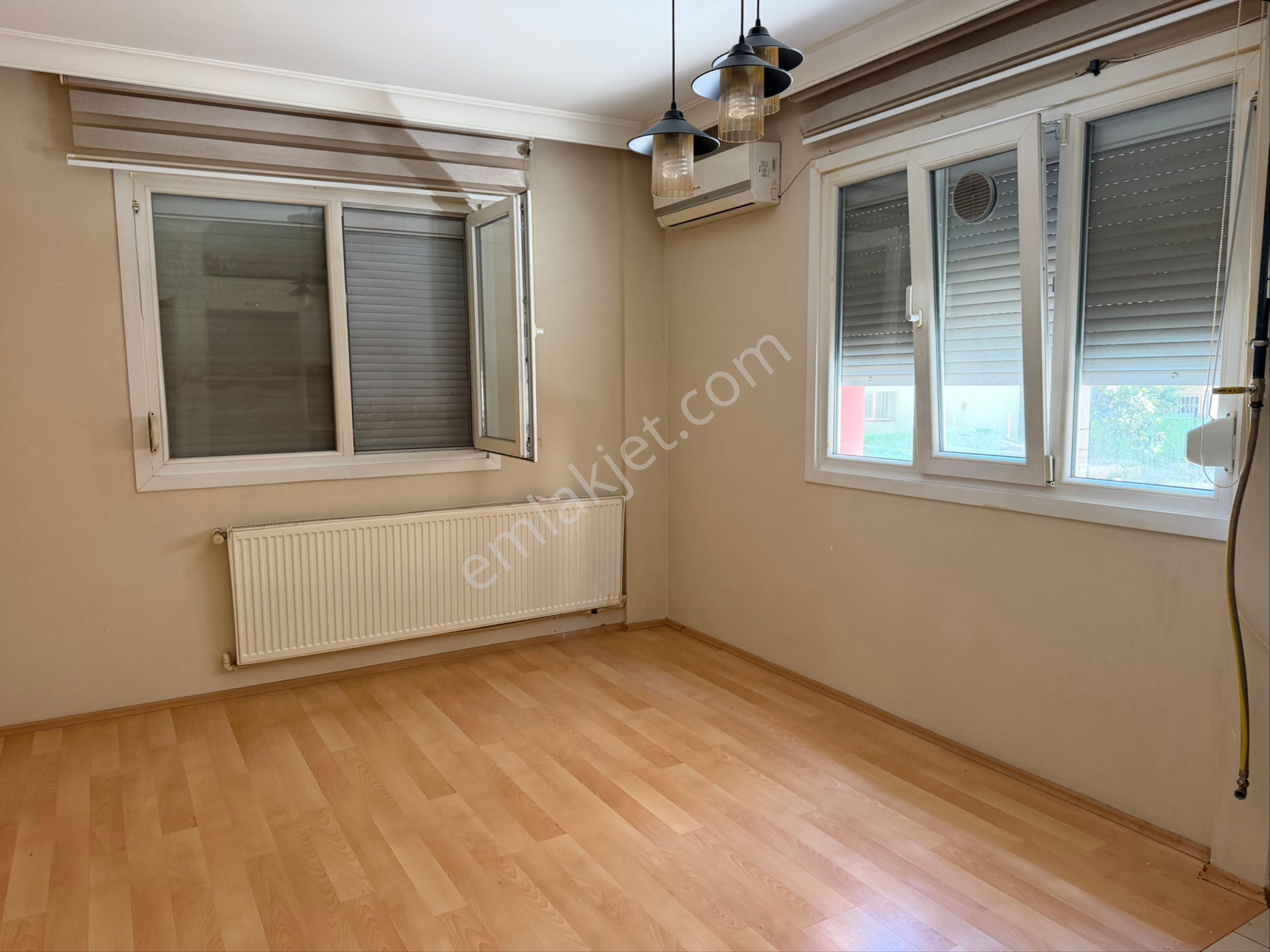 Karşıyaka Yalı Mahallesinde Kiralık 2+1 Lüx Köşe Daire - Görsel 11