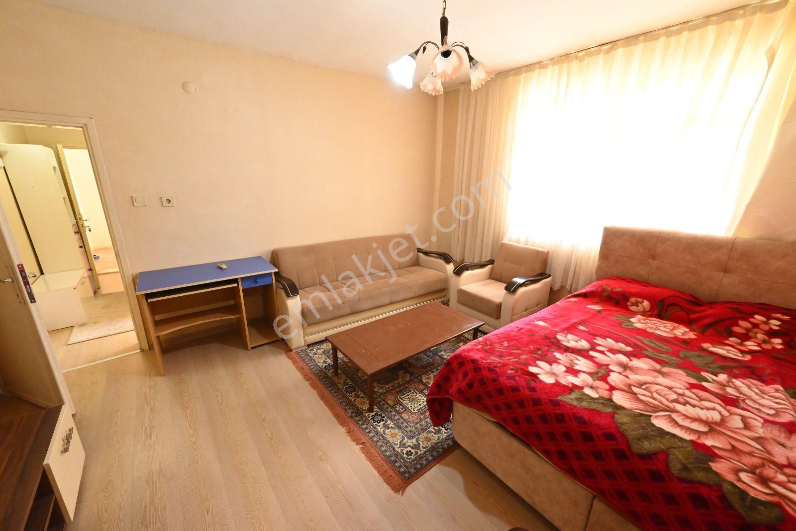 Üstünkent Emlak'tan Müstakil 1+1 Eşyalı Kiralık Daire - Görsel 17