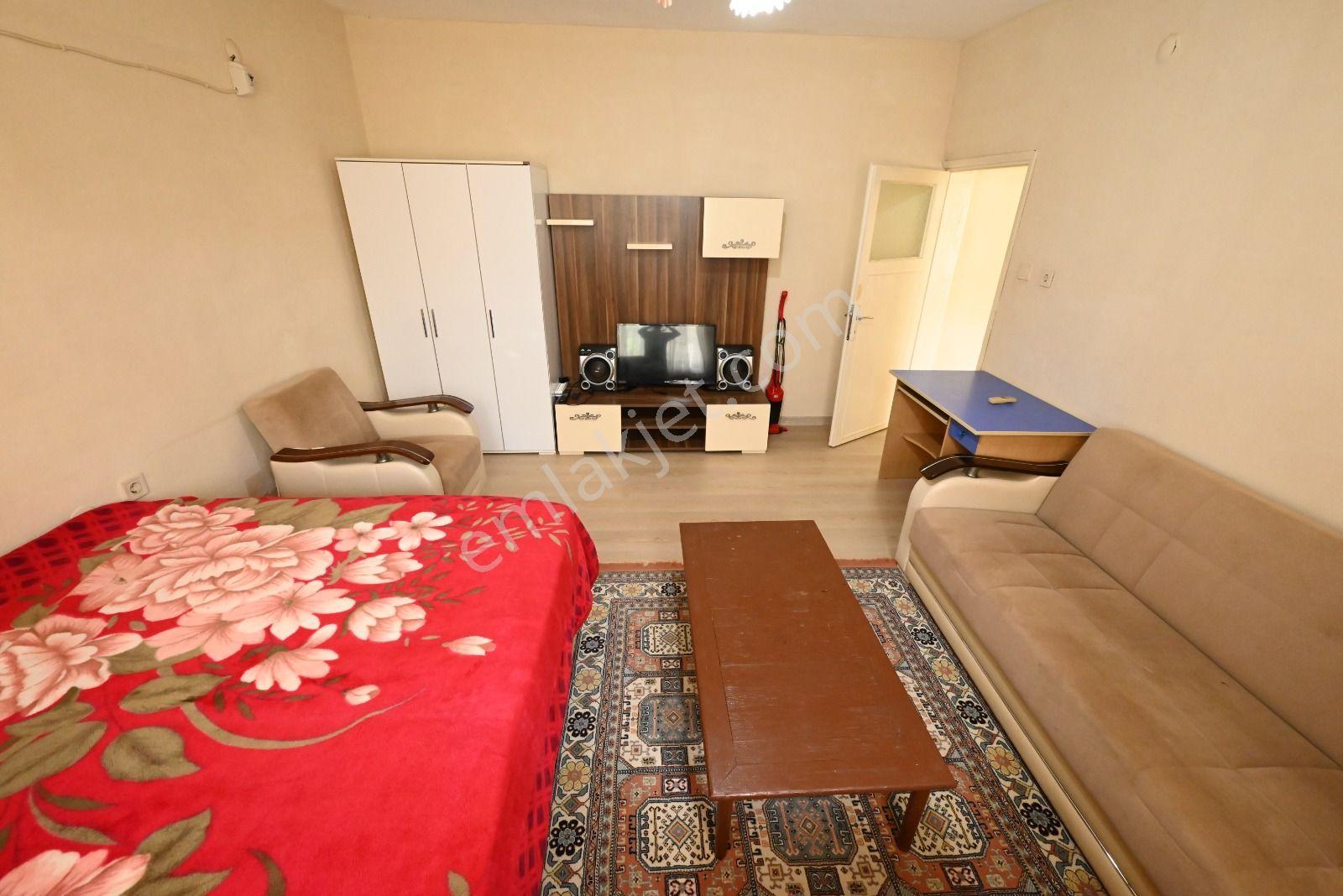 Üstünkent Emlak'tan Müstakil 1+1 Eşyalı Kiralık Daire - Görsel 14