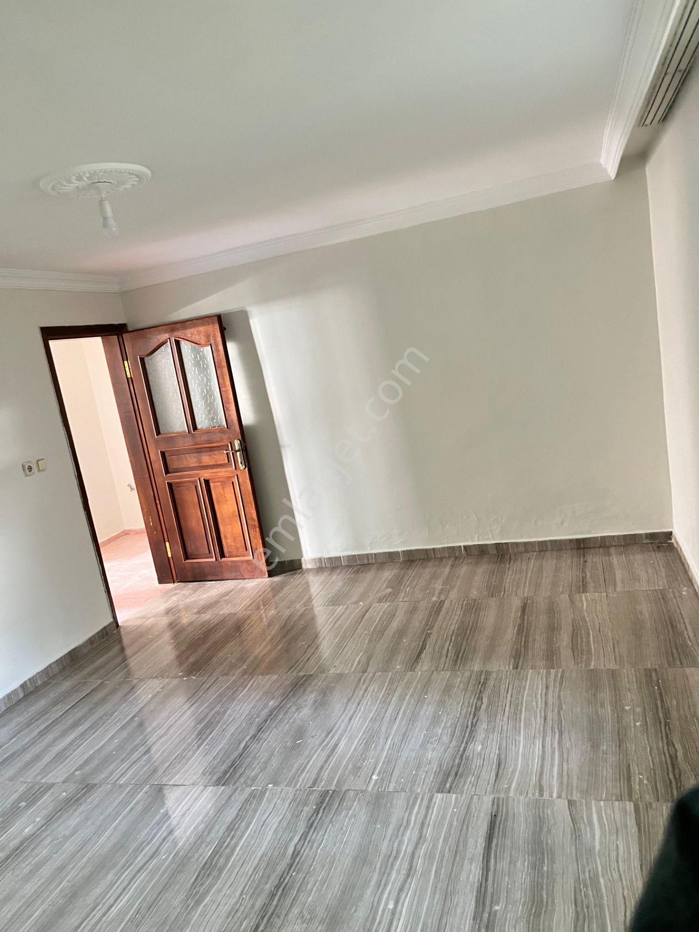 Mecidiye Mahallesinde Acil 65 M² Arsa Paylı Müstakil Daire - Görsel 3