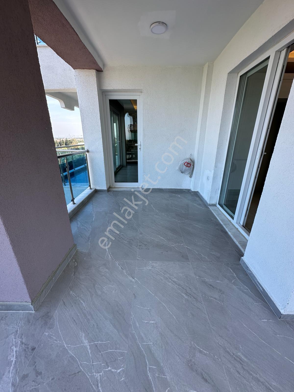 Narlıdere Yenikalede Kiralık Lüx Daire Yapılı Deniz&doğa Manz - Görsel 18