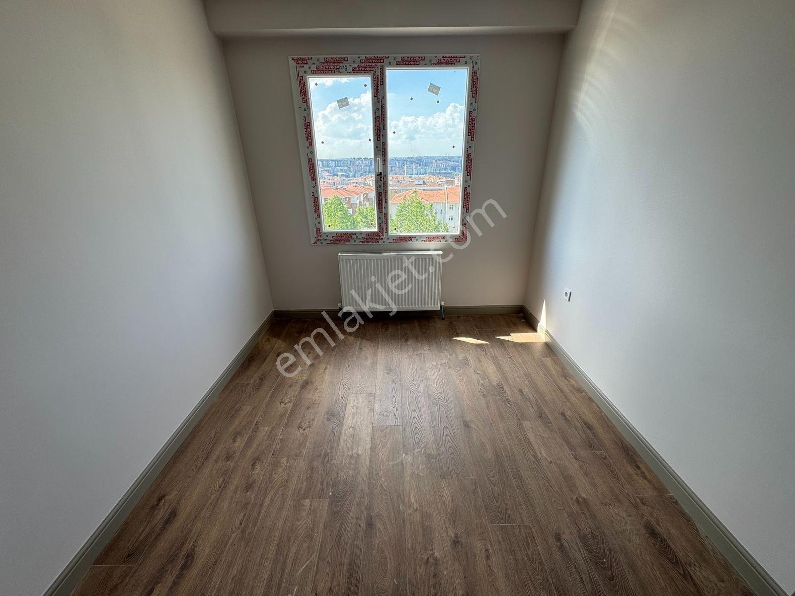 Silivri Yeni Mah. Merkezi Konumda Site İçi Sıfır Ferah 2+1 - Görsel 23