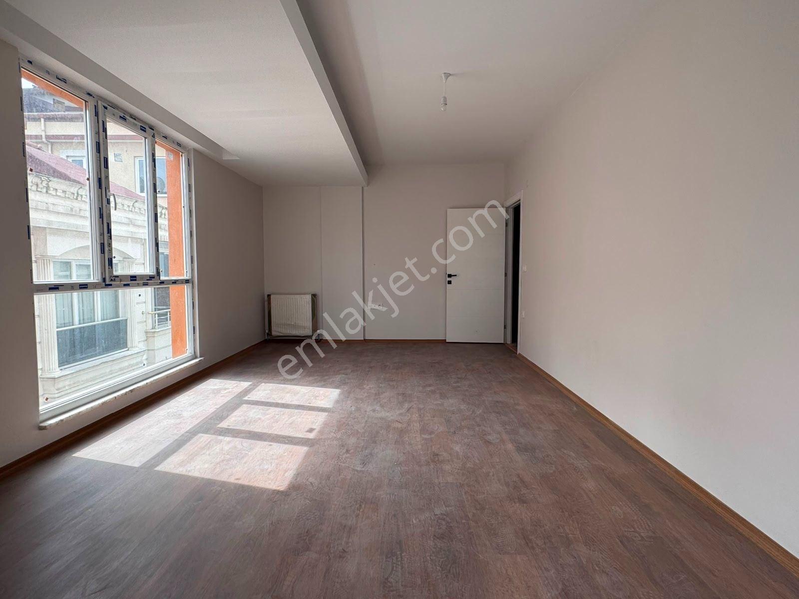Halkalı'da Satılık Sıfır 2+1 Daire, 75m² Net, Kapalı Otoparklı - Görsel 2