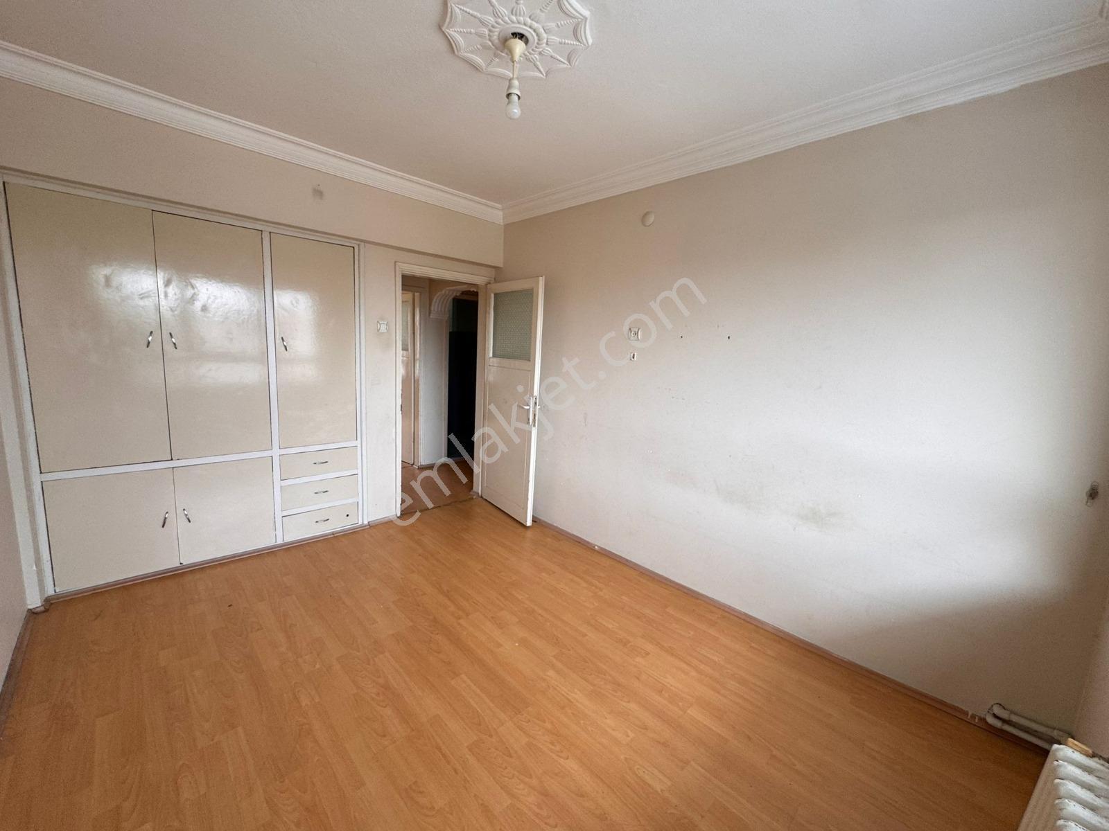Blue Emlak'tan Cumhuriyet Mahallesi'nde Kiralık 2+1 Daire - Görsel 9