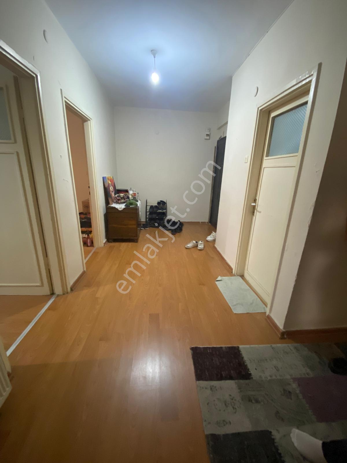 Yenişehir Pirireis Mah Kaloriferli Asansörlü 3+1 - Görsel 34