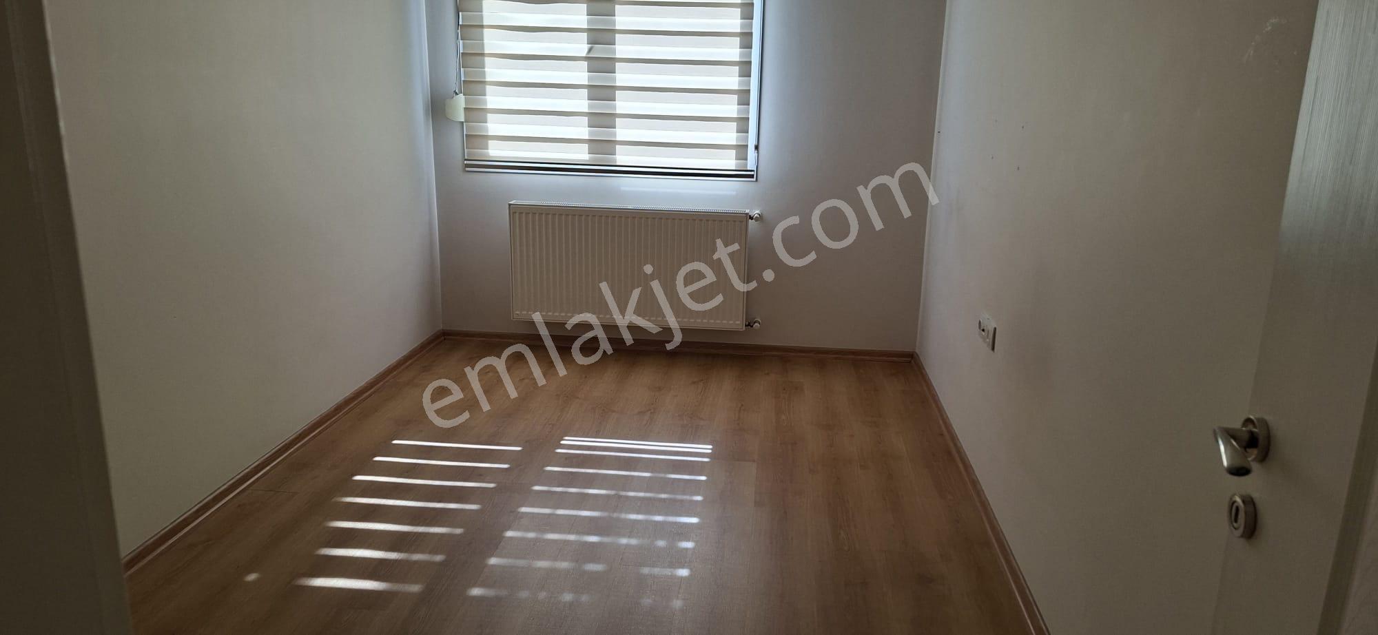 Postacılar Mahallesınde Bakımlı 3+1 Kıralık Daıre - Görsel 14