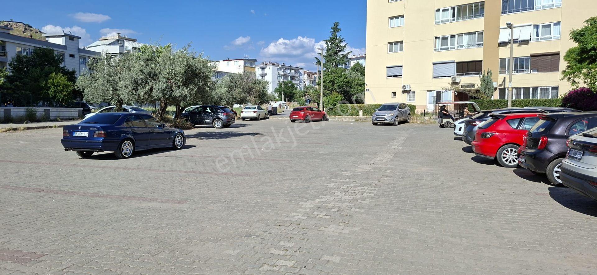 Postacılar Mahallesınde Bakımlı 3+1 Kıralık Daıre - Görsel 32