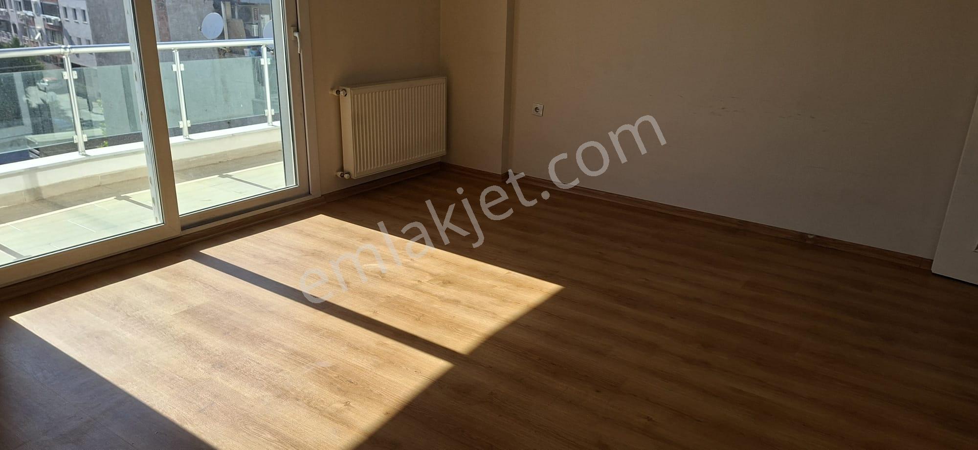 Postacılar Mahallesınde Bakımlı 3+1 Kıralık Daıre - Görsel 9