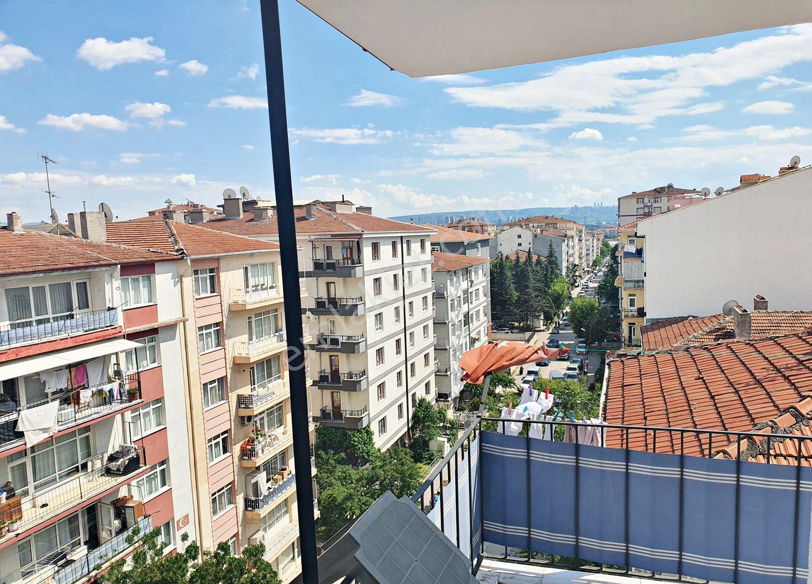 Demetevlerde 3+1 Metroya Yakın Satılık Daire - Görsel 25