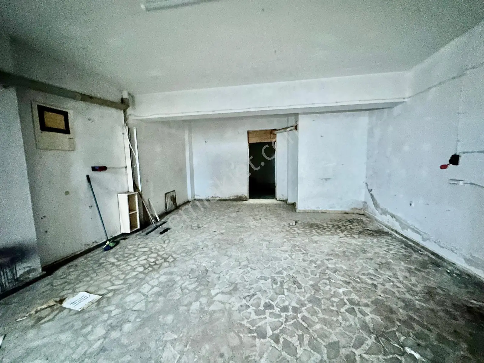 Bayrampaşa Kartaltepe Mahallesi Kiralık Bodrum Dükkan/depo - Görsel 4