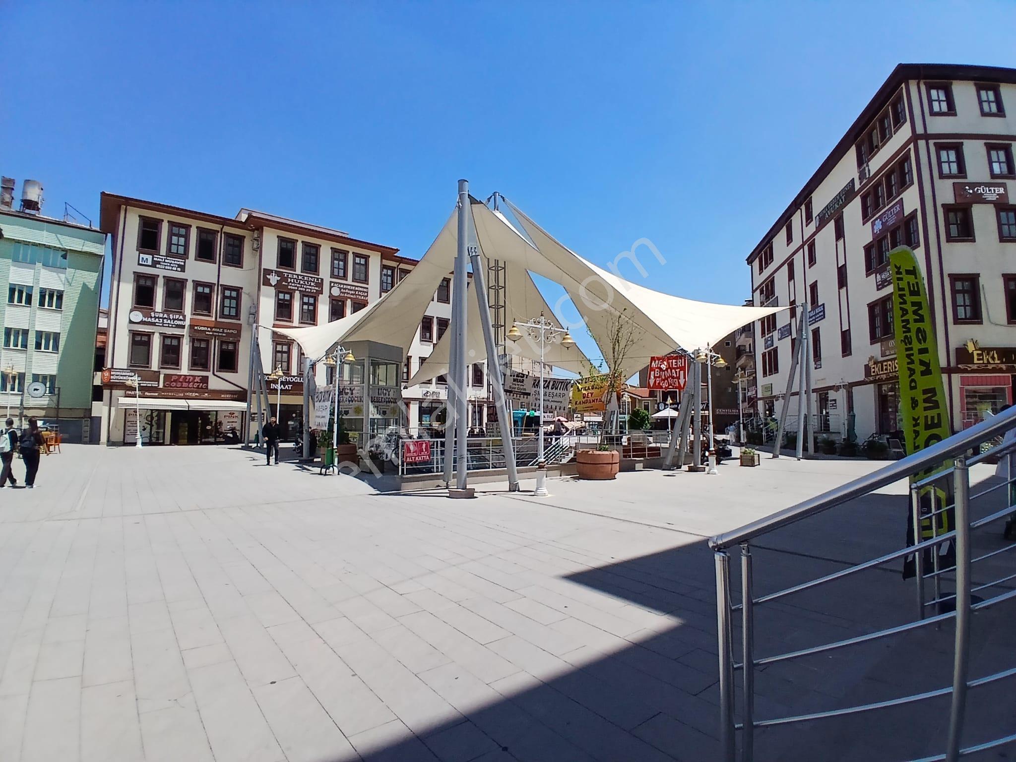 Akçay Emlak'tan Akşehir Dudu Kadın Çarşısında Kiralık Dükkan (büfe) - Görsel 20