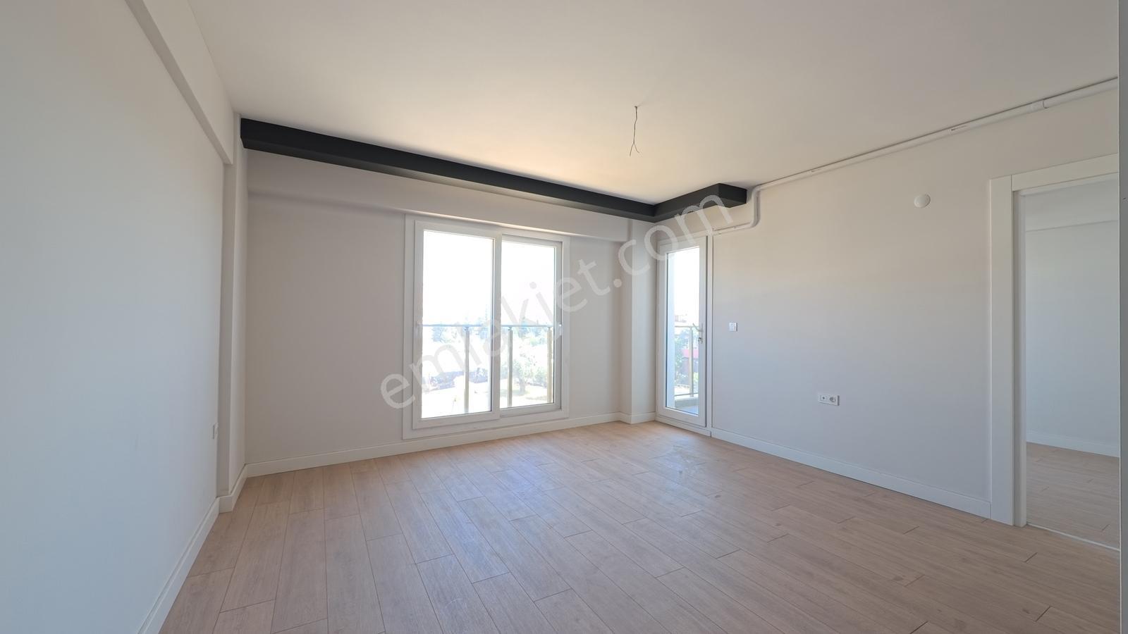 Önü Açık Park Manzaralı Sıfır Ve Oturuma Hazır 2+1 Satılık - Görsel 10