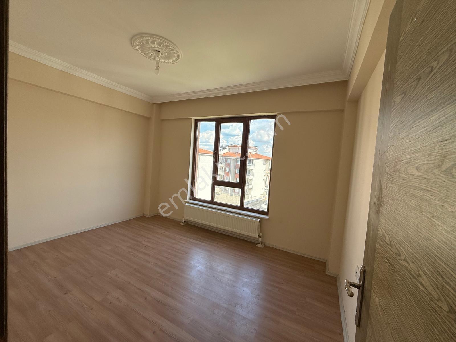 Blue Emlak'tan Kiralık 3+1 Daire - Görsel 13