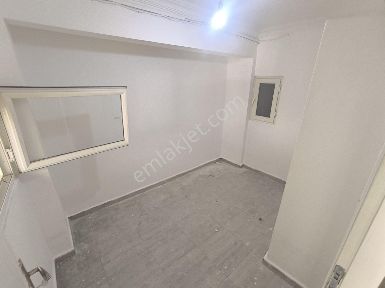 Kiralık Dükkan Dokuma Cadde Yakını - Görsel 6
