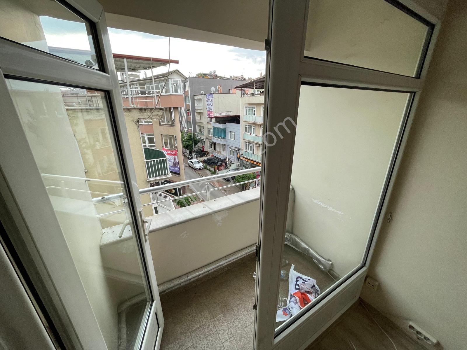 Bulut Emlaktan Çiftliğe Bir Sokak Arakat Daire - Görsel 19