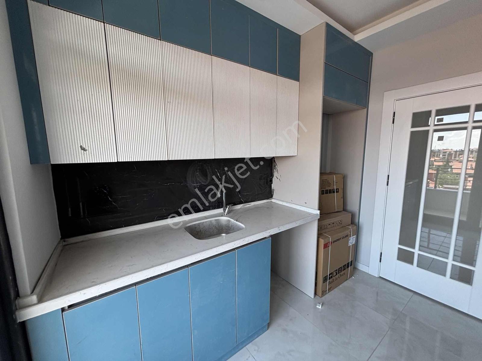 Uluğbey Mahallesi'nde Modern Ve Kullanışlı 2+1 Fırsat Daire! - Görsel 5