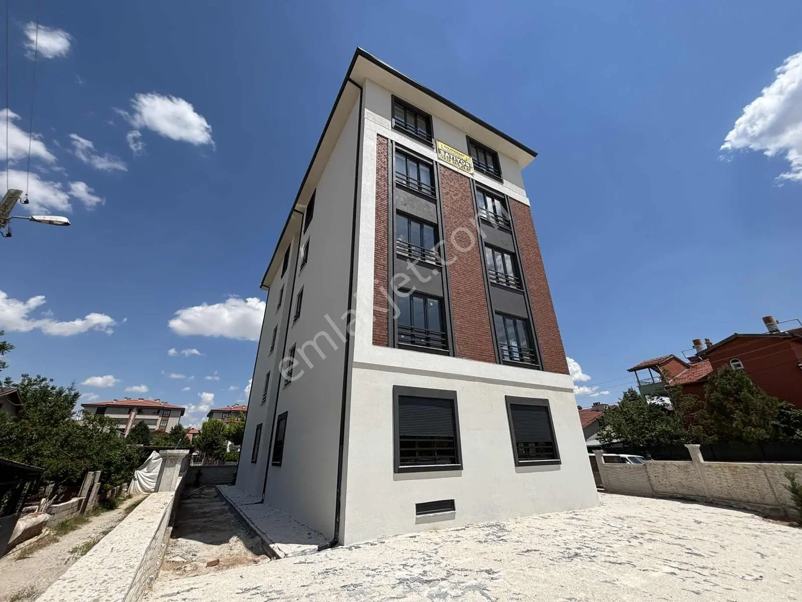 Uluğbey Mahallesi'nde Modern Ve Kullanışlı 2+1 Fırsat Daire! - Görsel 11