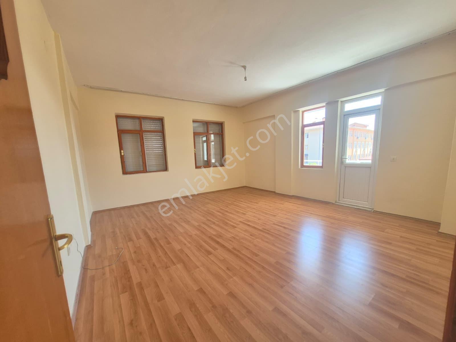 Gündoğdu Mh. Kent Meydanı Dibinde 2.kat 3+1 Kiralık Daire - Görsel 22