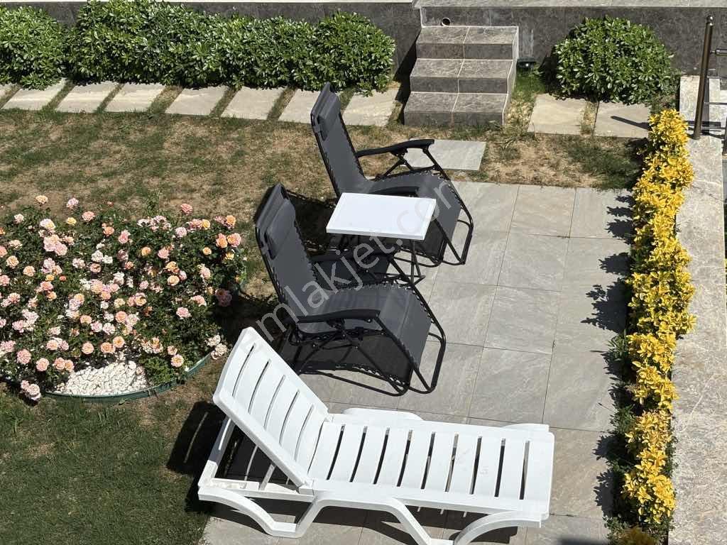Havuzlu Güvenlikli Site İçerisinde Satılık Villa - Görsel 15