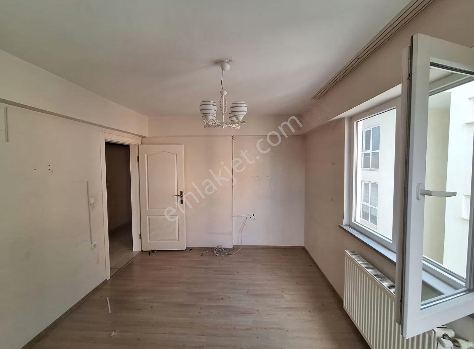 Dumlupınarda 2+1 70 M2 Net Yatırımlık Kiracılı Satılık Daire - Görsel 6
