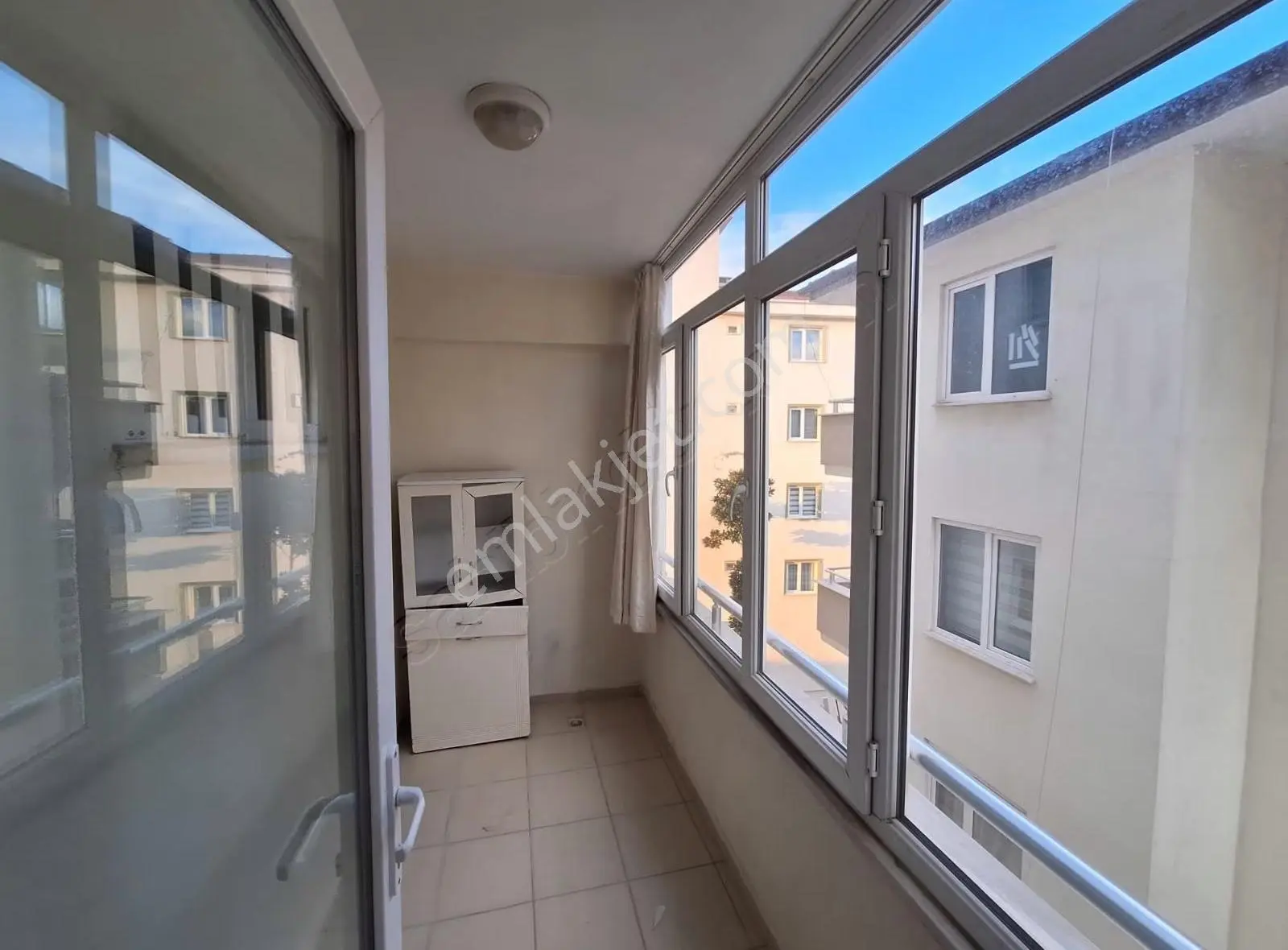 Dumlupınarda 2+1 70 M2 Net Yatırımlık Kiracılı Satılık Daire - Görsel 3