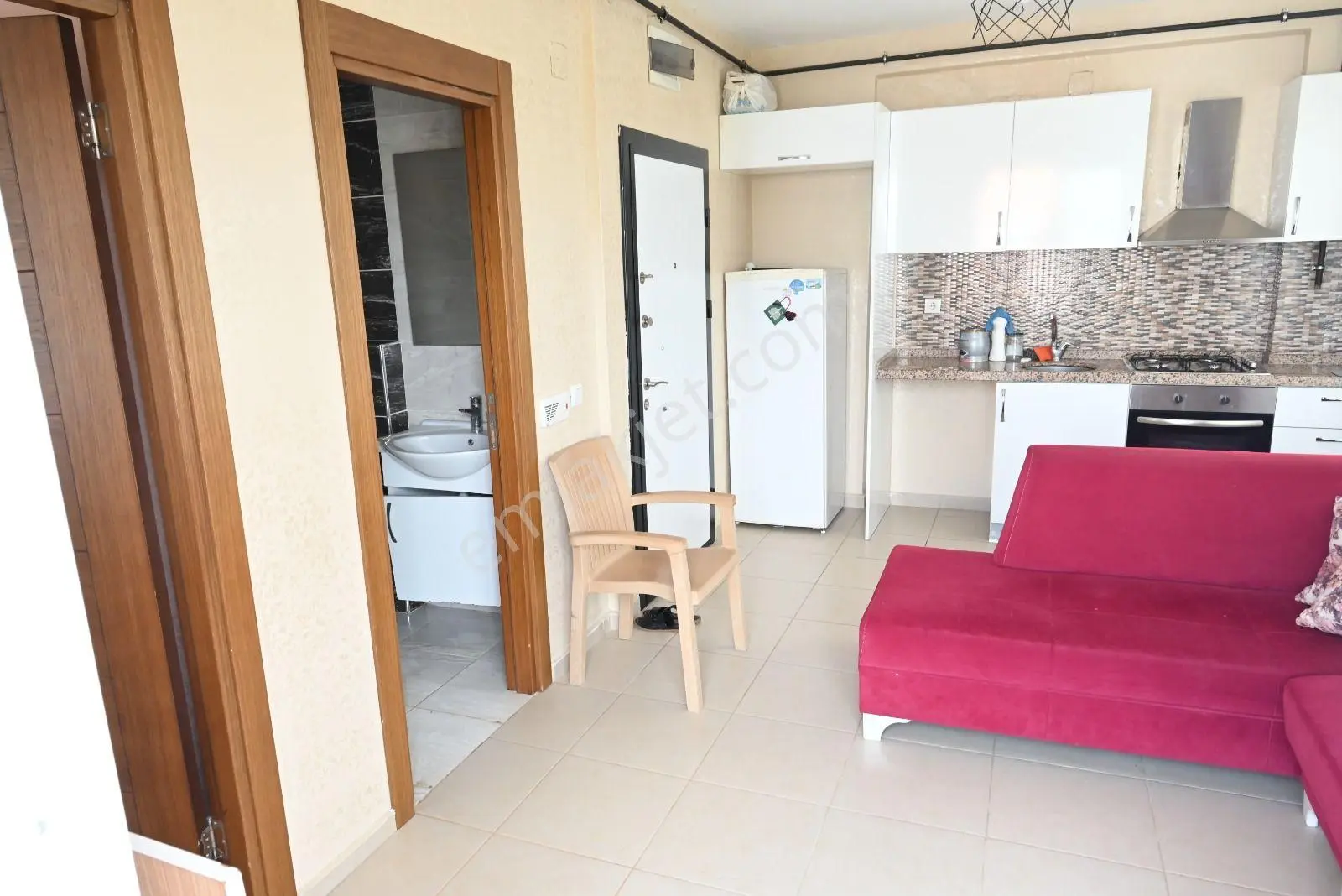 Üstünkent'ten Kuzeykent'te 34. Cadde Üzerinde Kiralık Eşyalı 1+1 - Görsel 3