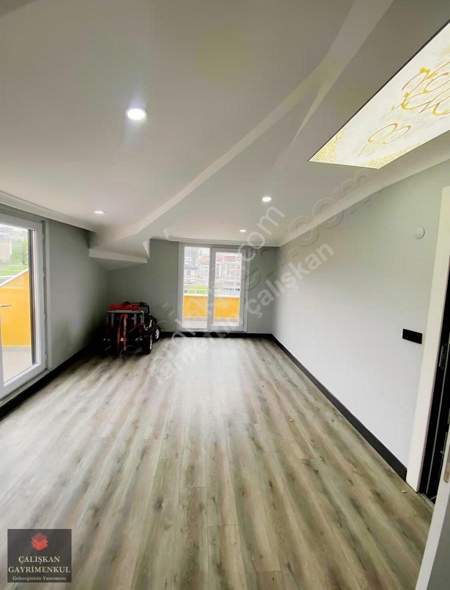 Arnavutköy Vadi Parkta Kiralık 2+1 Çatı Katı Muhteşem Manzaralı - Görsel 16