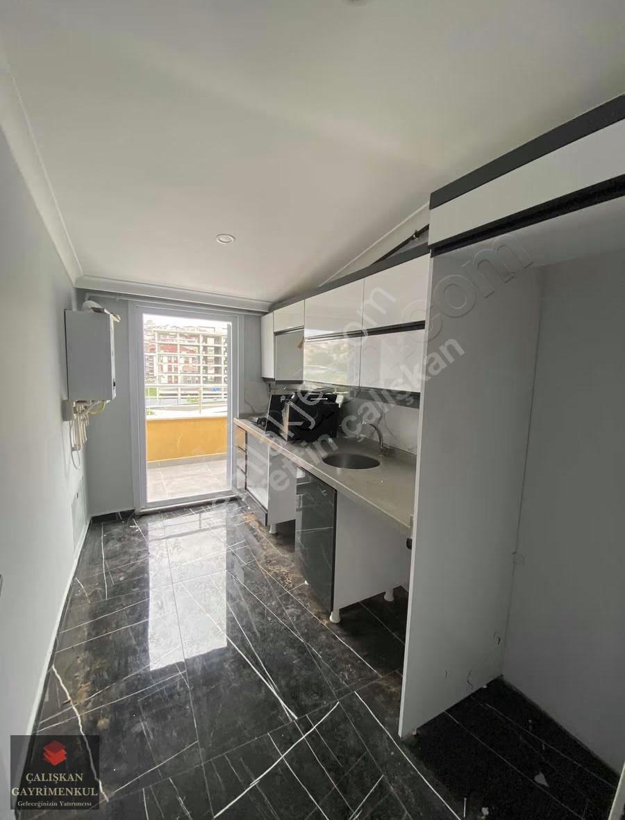 Arnavutköy Vadi Parkta Kiralık 2+1 Çatı Katı Muhteşem Manzaralı - Görsel 20