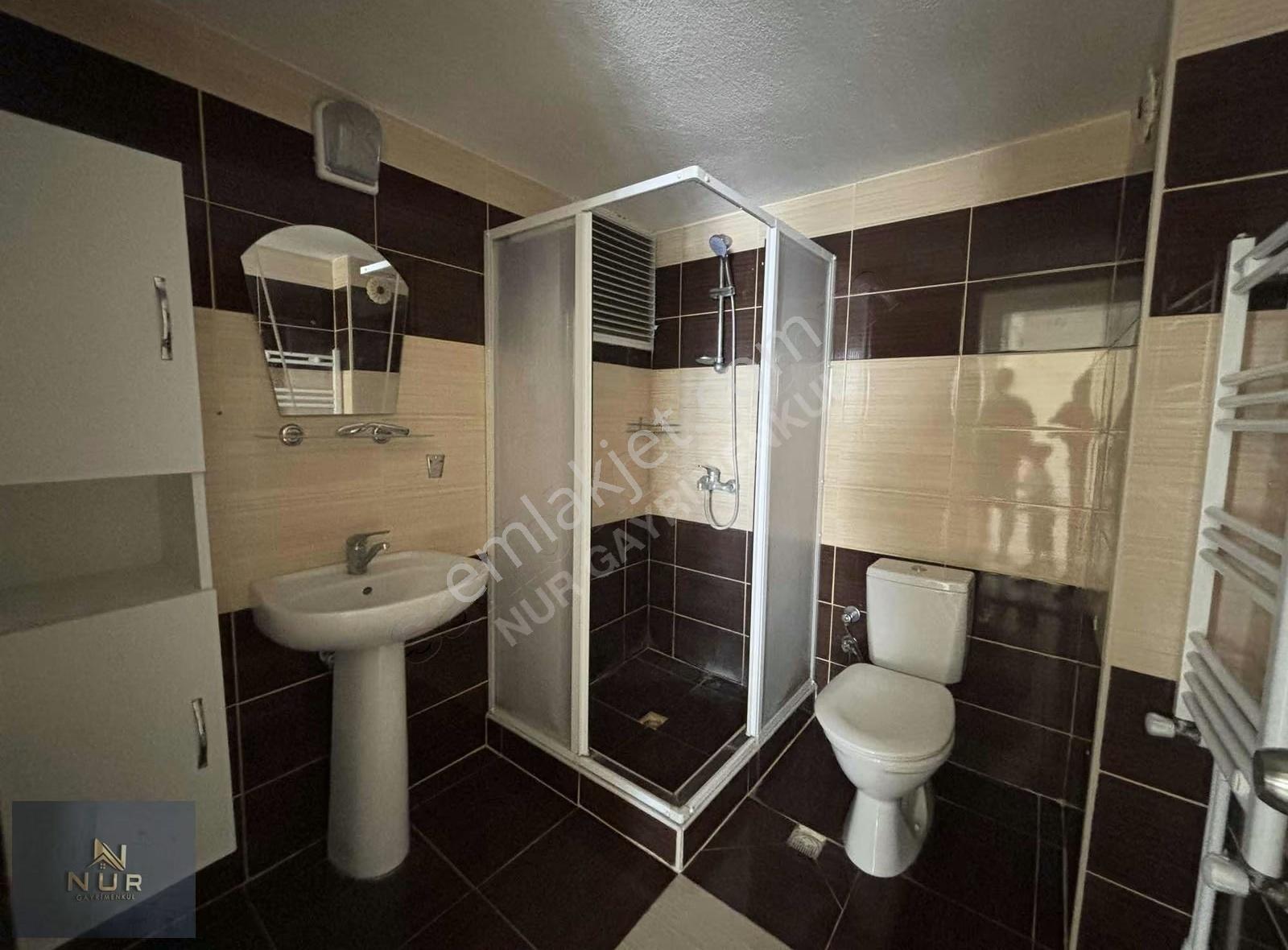 Kızılay Mahhalesinde 3+1 Kiralık Daire - Görsel 16