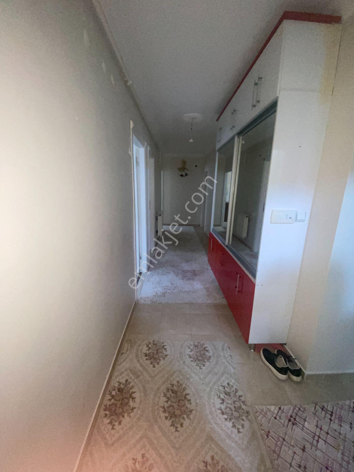 Sivas A.r.s. Den Huzur Mahallesinde Masrafsız Kiralık 3+1 Daire - Görsel 11