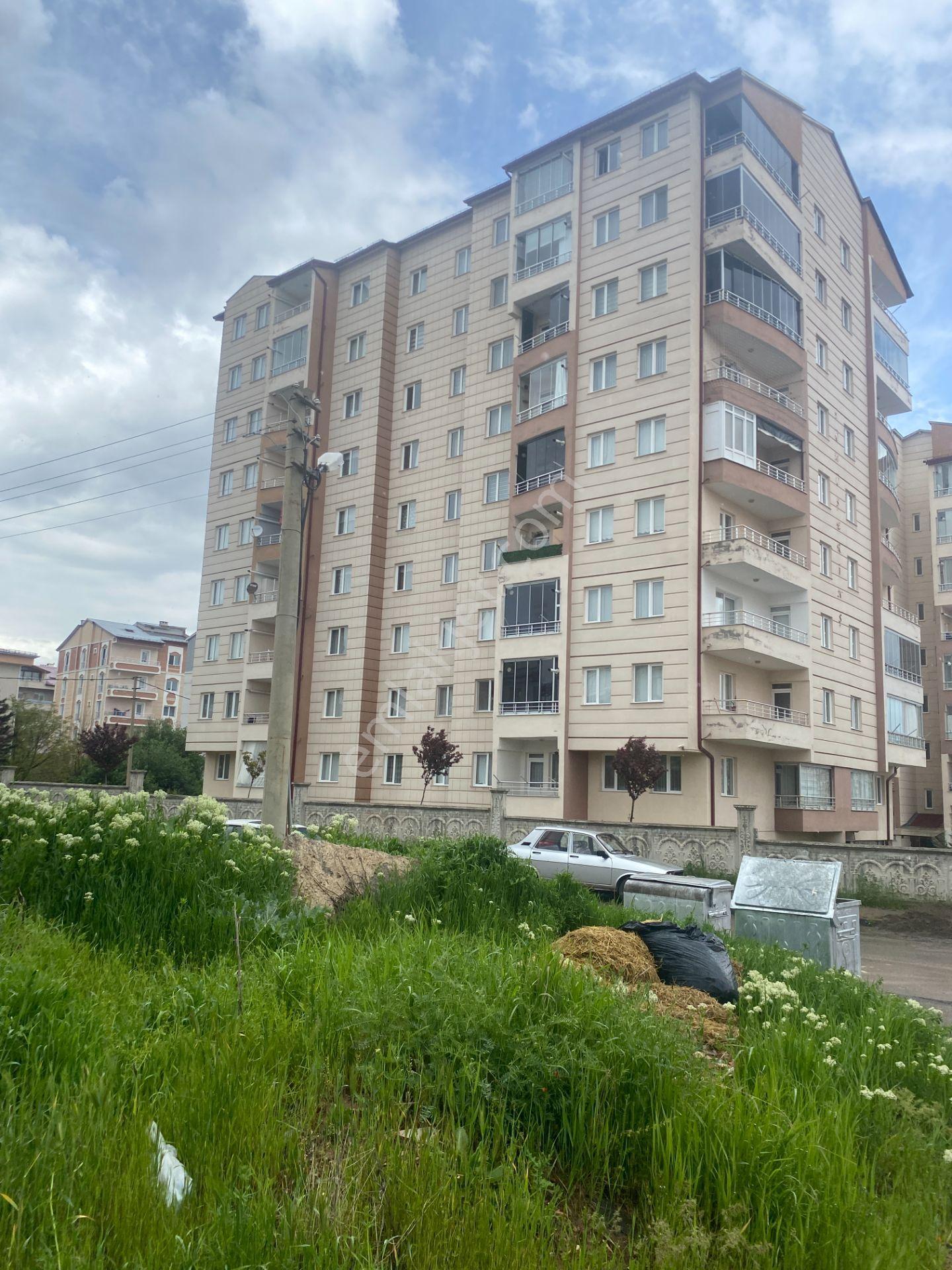 Sivas A.r.s. Den Huzur Mahallesinde Masrafsız Kiralık 3+1 Daire - Görsel 2